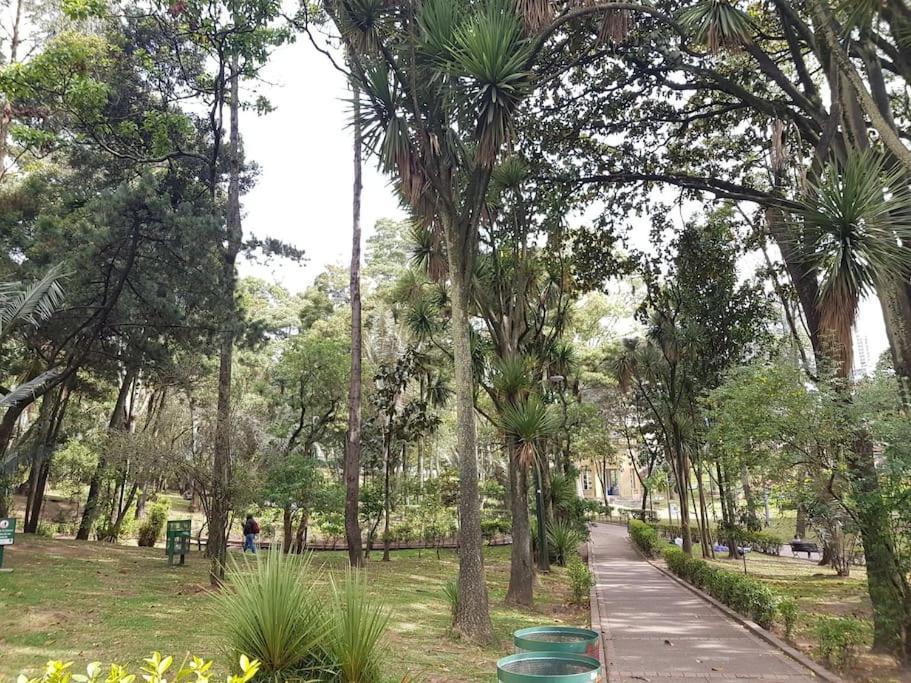 Amoblado Bogota, Wifi, Agua Caliente公寓 外观 照片